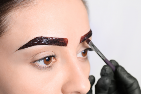 produit pour colorer les sourcils