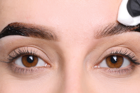 teinture sourcils avant apres